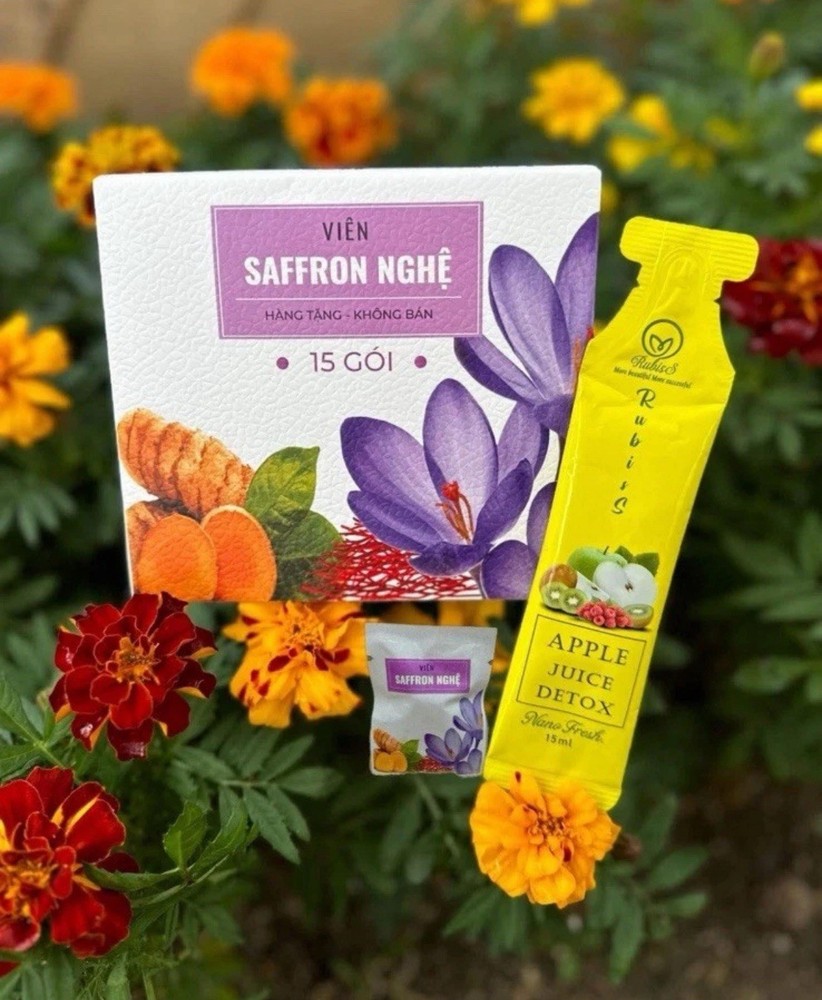 Rubiss Apple Juice Detox with Saffron & Turmeric for Weight Loss