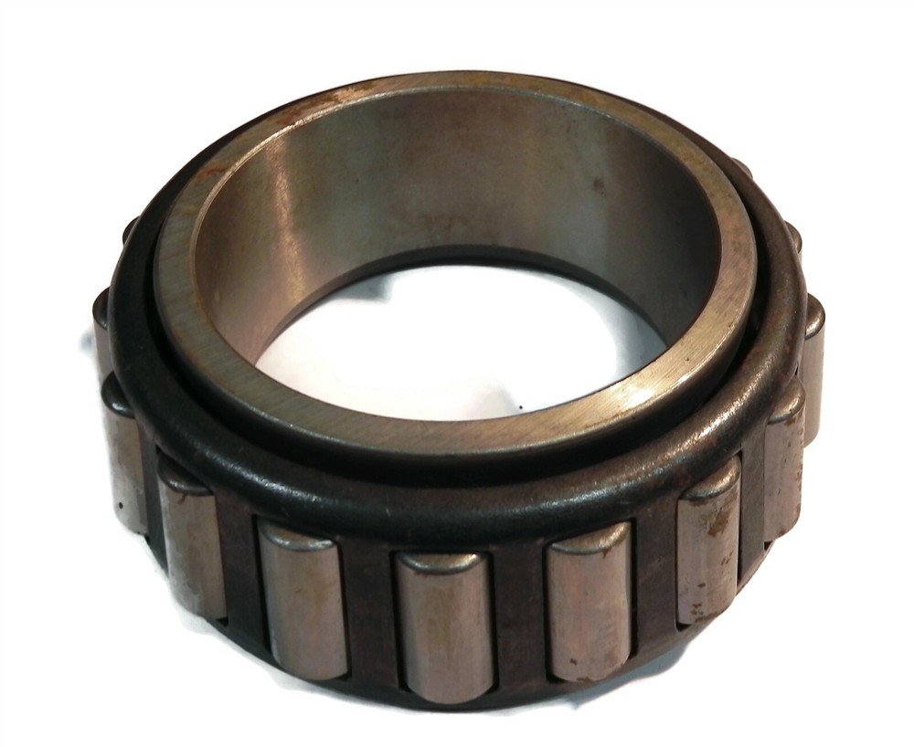 1941-62 FORD GMC TRUCKS REAR WHEEL AND DIFFERENTIAL CONE BEARING NORS # 567