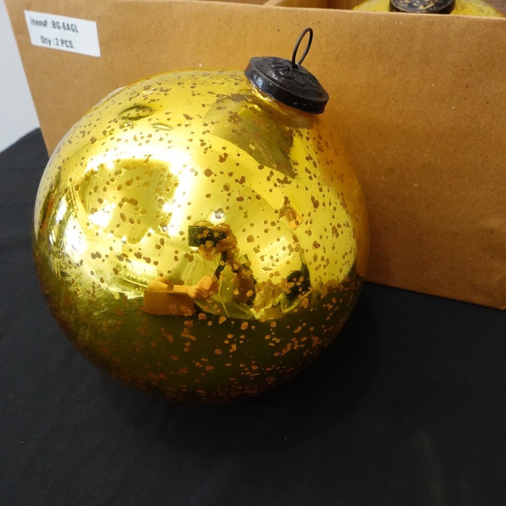 Serene Space Living 2-Piece Antique Gold Mercury Glass Ball Ornament Set 7.5 Inches