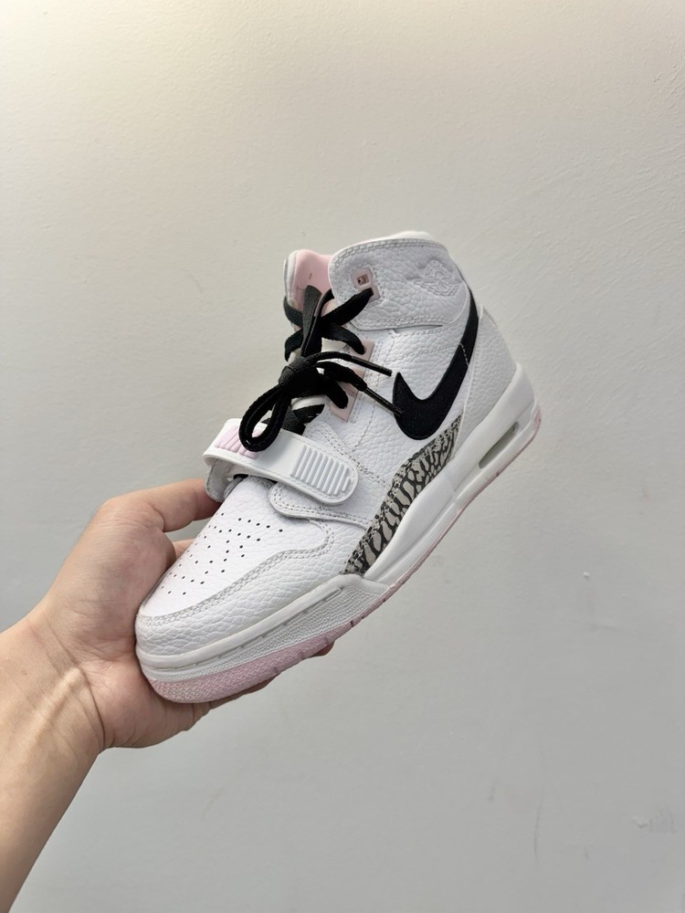 Nike Air Jordan Legacy 312 White Pink Foam AT4040-106 Youth Size 5.5Y