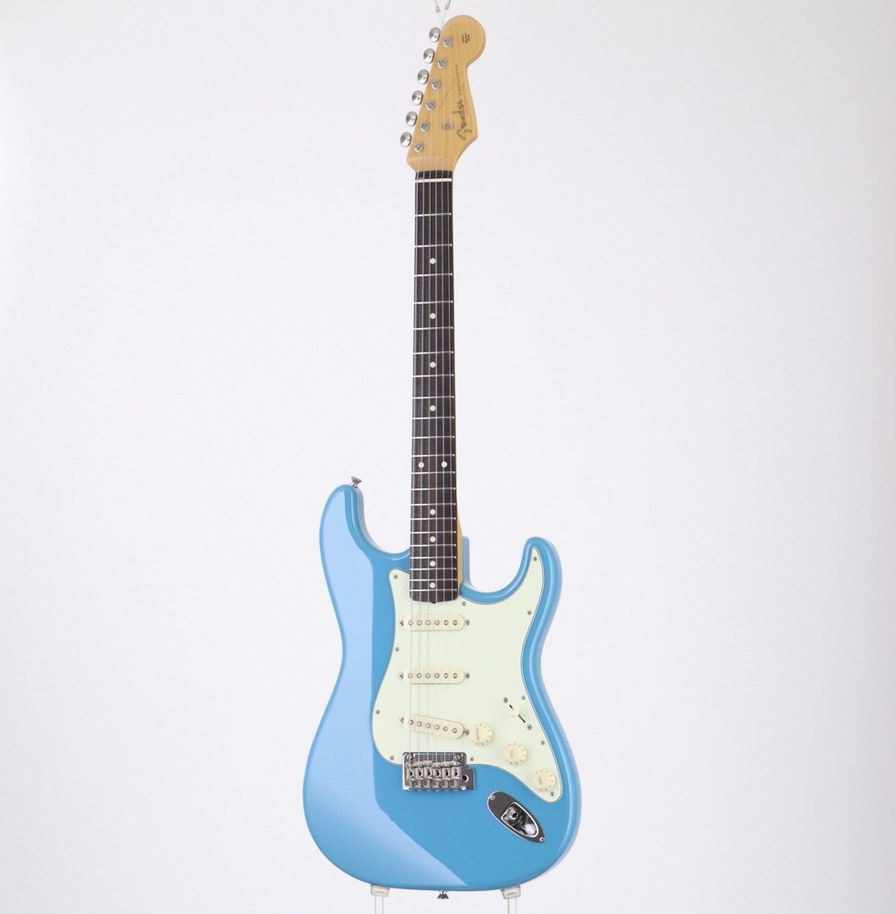 Fender MADE IN JAPAN Hybrid 60s Stratocaster California Blue