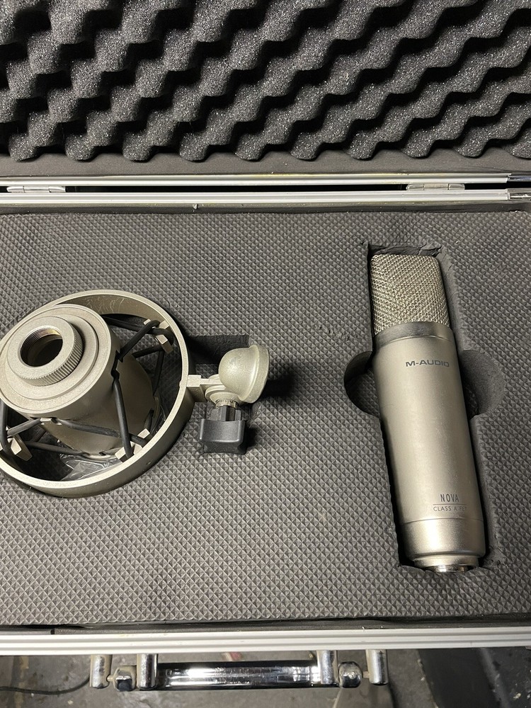 M-Audio Nova Class A Fet Studio Condenser Microphone w Suspension & Case
