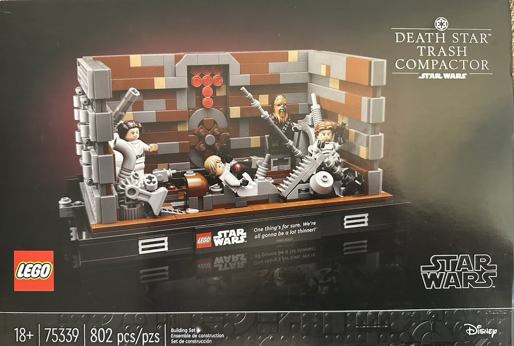 LEGO Star Wars Death Star Trash Compactor Diorama Set 75339 with Iconic Scene