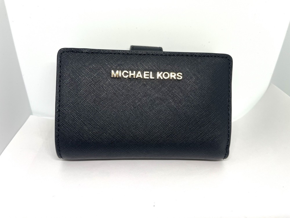 Michael Kors Black Leather Bifold Wallet Zip Coin Pocket