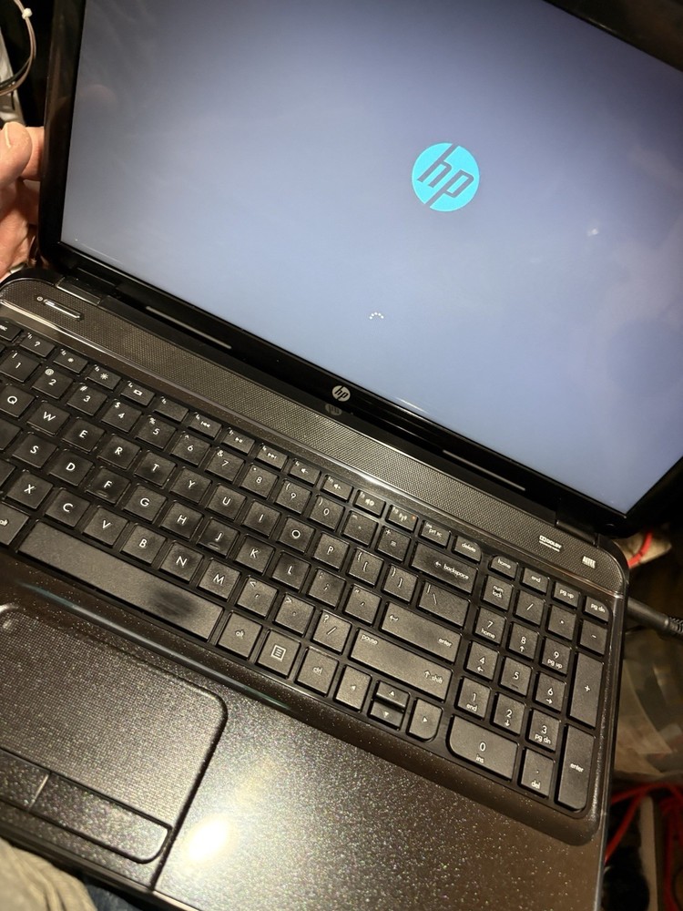 HP Pavilion G6 15-inch Laptop AMD A4, 6GB Ram, Win10pro