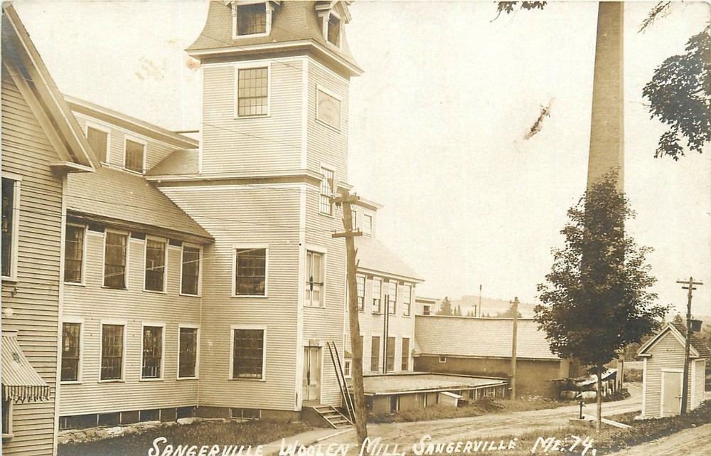 c1910 Sangerville Maine Woolen Mill occupation roadside RPPC Postcard 25-10701