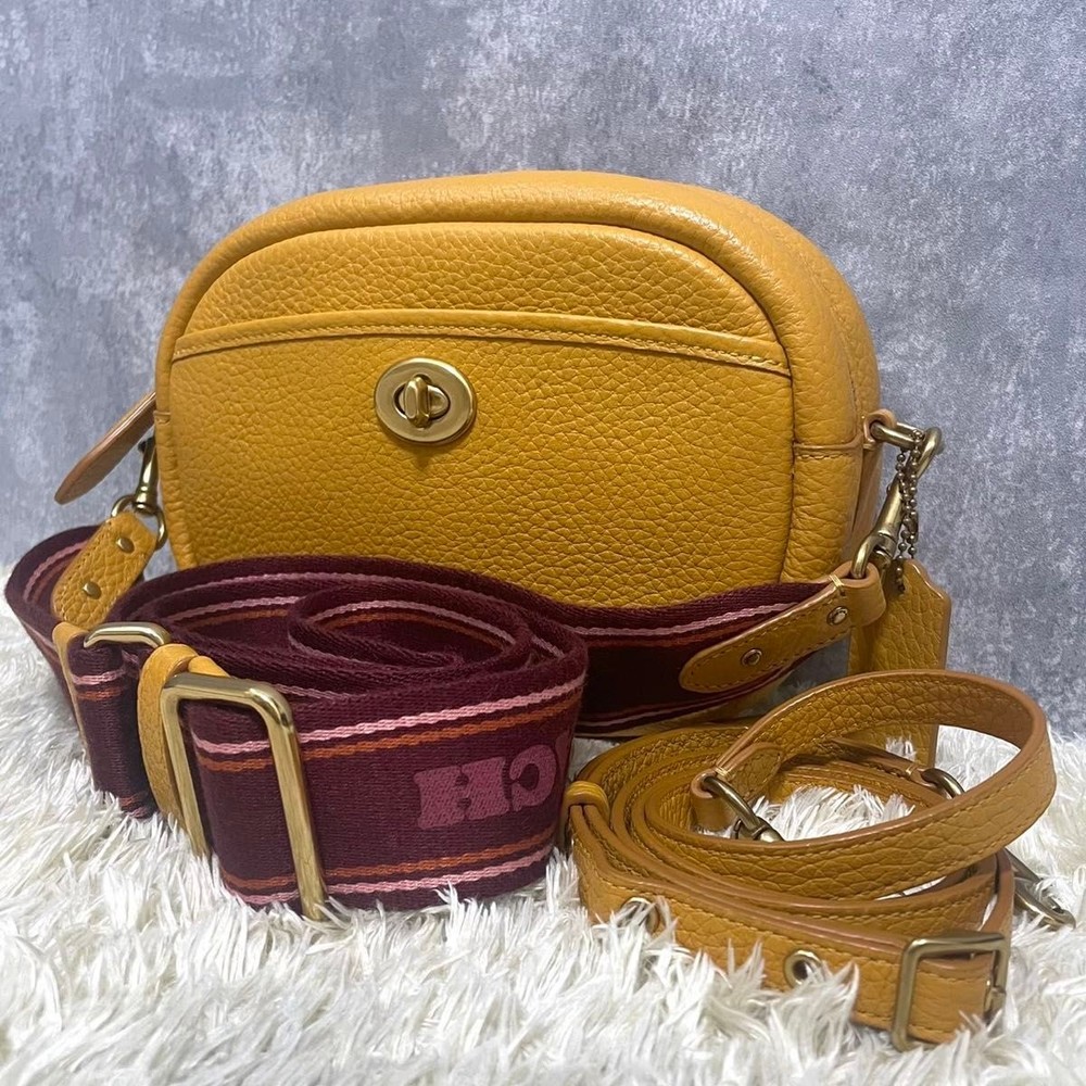 Vintage COACH Pebbled Leather Shoulder Bag in Yellow with Turn Lock - Excellent Condition
