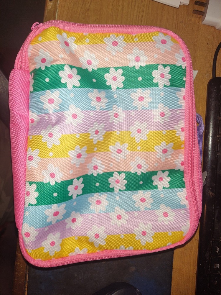 Back to School - Reusable Fabric Lunch Bag - Daisy with flower key chain-image