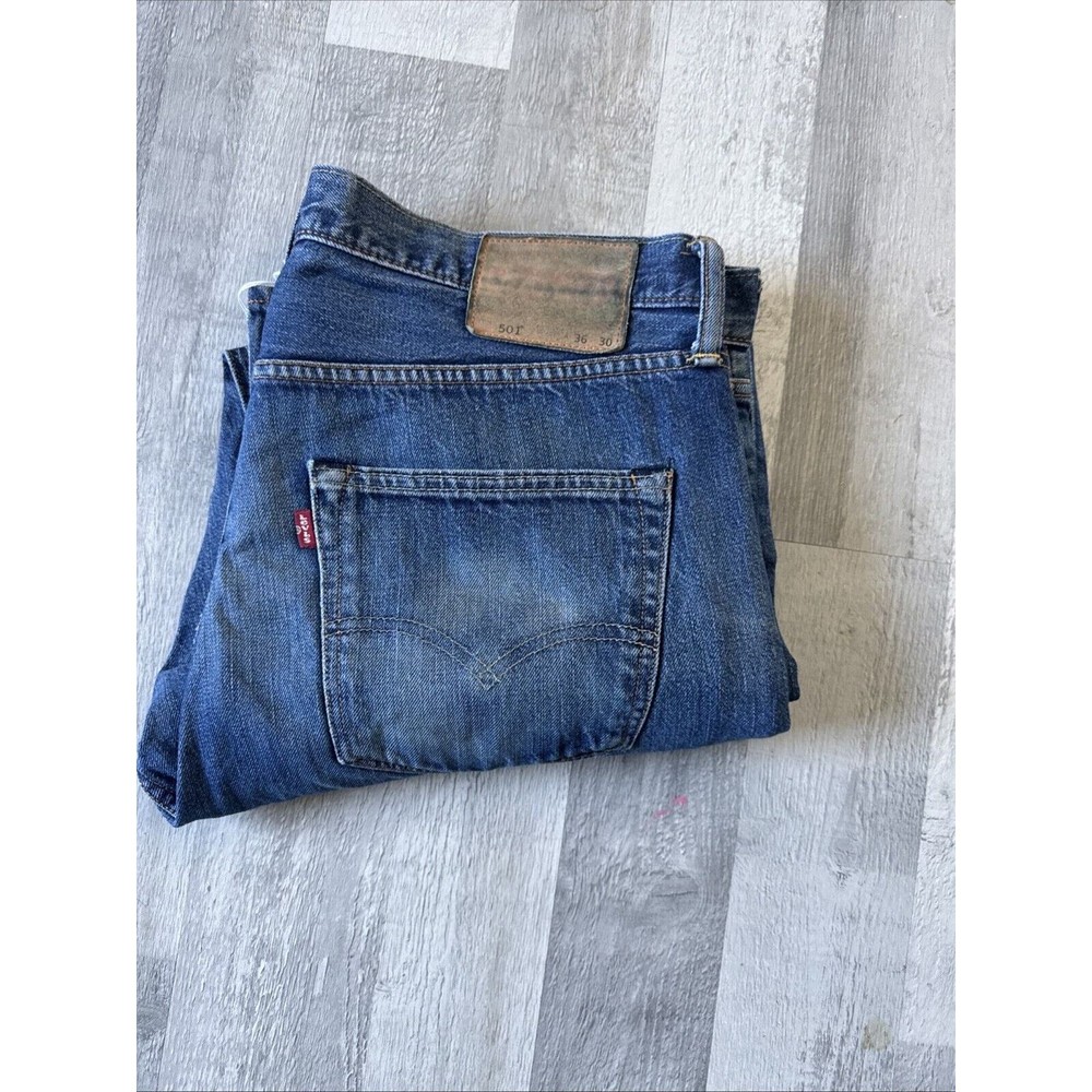 Levi. 501 Men’s Jeans - Classic Straight Fit, W36 L30