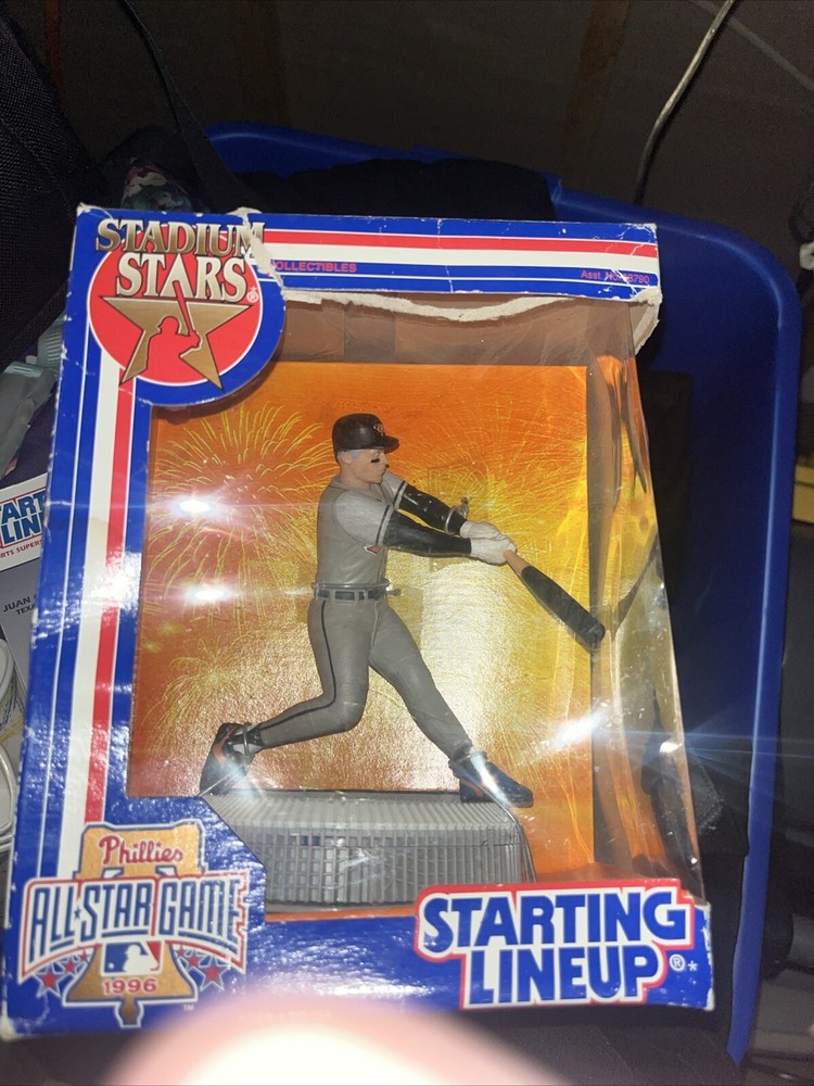 1996 Baltimore Orioles Cal Ripken Jr #8 Starting Lineup Figure