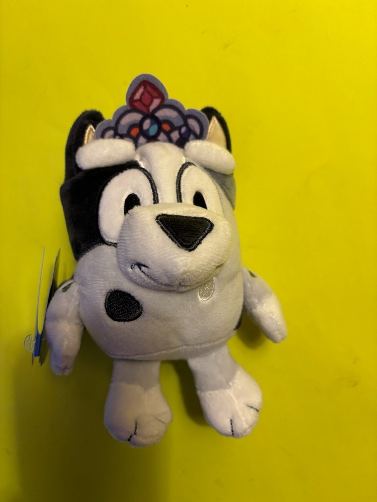 BLUEY PRINCESS MUFFIN PLUSH FIGURE BRAND NEW WITH TAG LOOK COOL!!