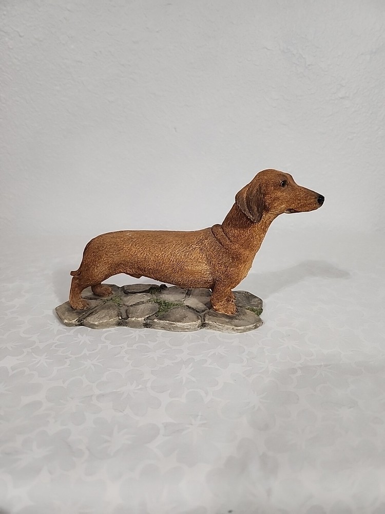 2003 SHERRATT AND SIMPSON DACHSHUND #89028 STANDING RED MALE SHORT HAIR
