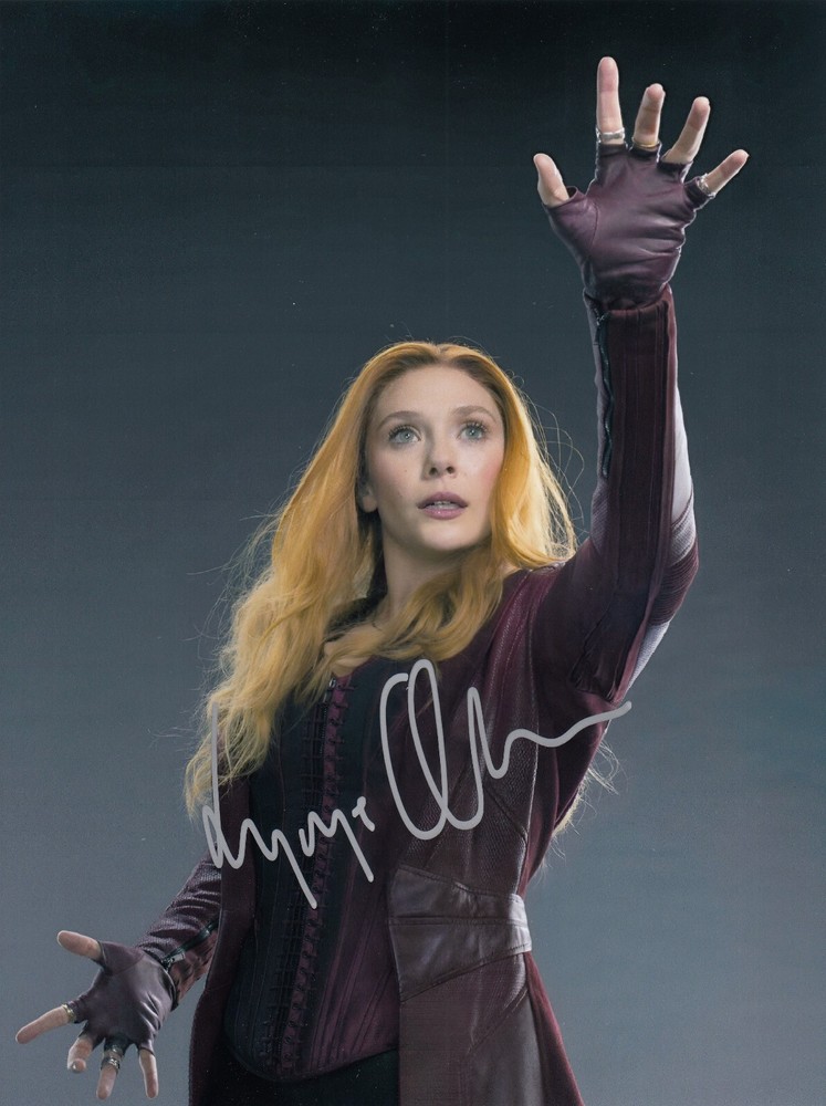 Elizabeth Olsen Signed Auto 8 x 10  Photograph
