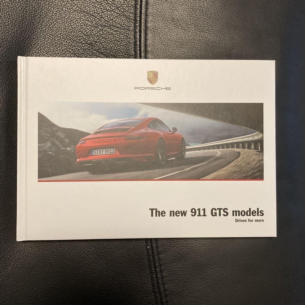 Porsche 911 GTS Model Catalog W7 – Specs & Features