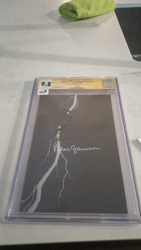 BATMAN: THE DARK KNIGHT RETURNS #1 CGC 9.8 FOIL EDITION SIGNED:  MILLER + JANSON