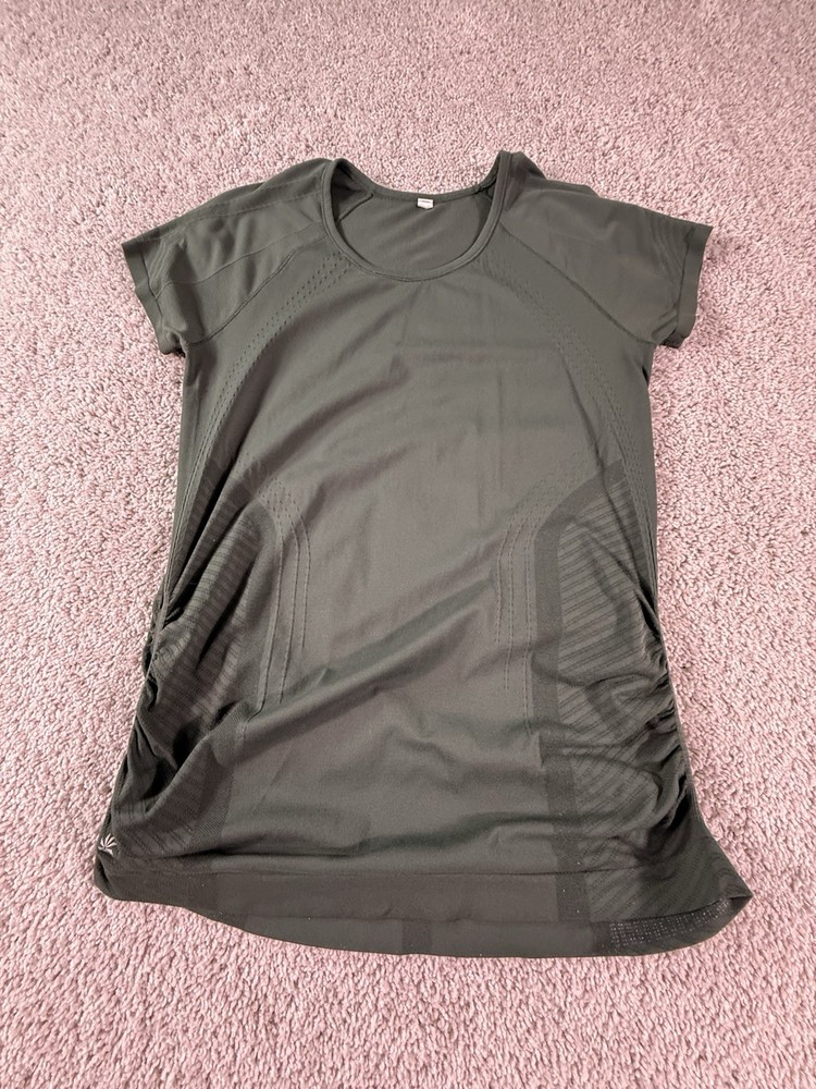 ATHLETA SHORT SLEEVE WORKOUT TOP WITH RUCHED SIDES WOMENS SIZE XL