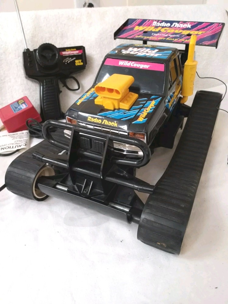 Vntage Radio Shack RC Car Wild cougar Fighting Spirit W/Battery & Charger
