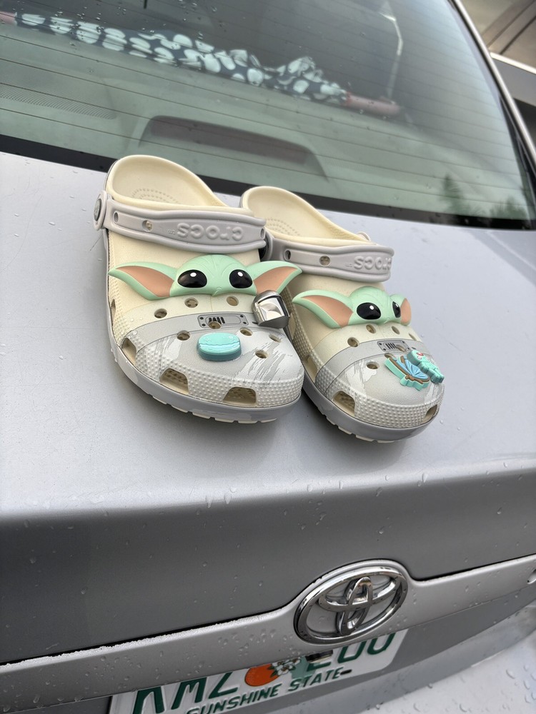 CROCS Star Wars Mandalorian Grogu Classic Clog Baby Yoda - Mens 7 Womens 9 NEW