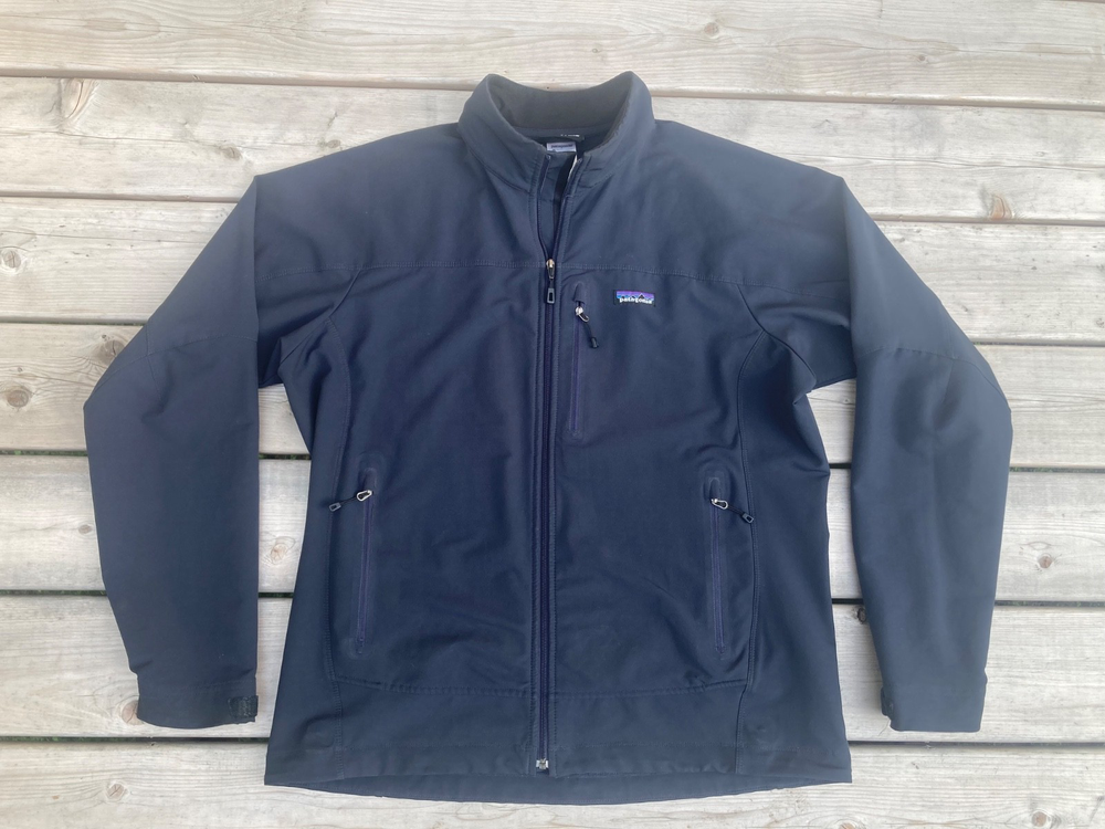 Patagonia Adze Mens Black Soft Shell Jacket Size L with Minor Flaw