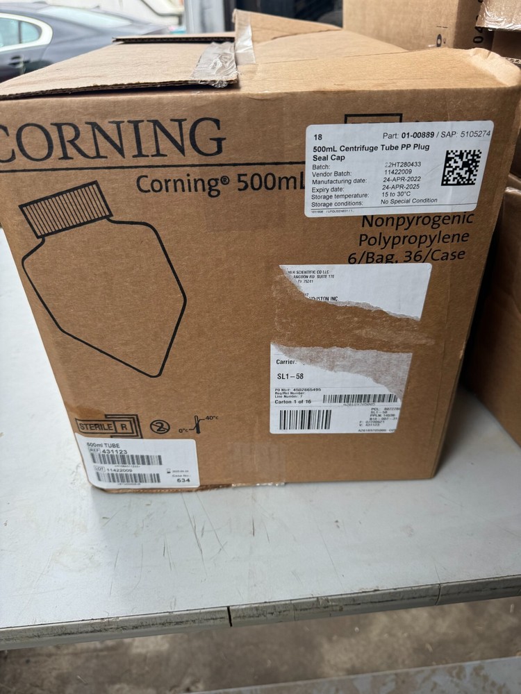 Case of 36 Corning 500mL Centrifuge Tubes Ref # 431123