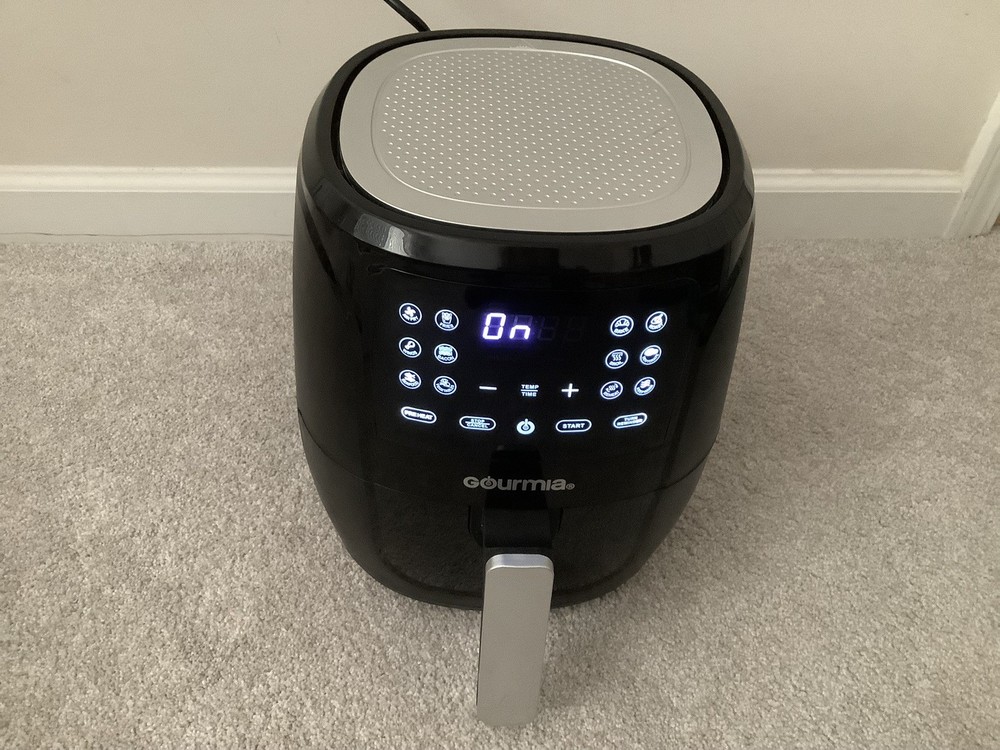 GOURMIA Air fryer oven electric appliance Matte black 3-quart 12modes Size12x9in