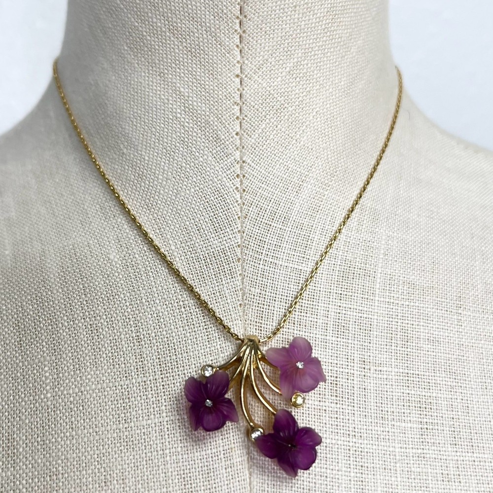 Vintage 70s Dior Purple Floral Frosted Glass Necklace Jewelry