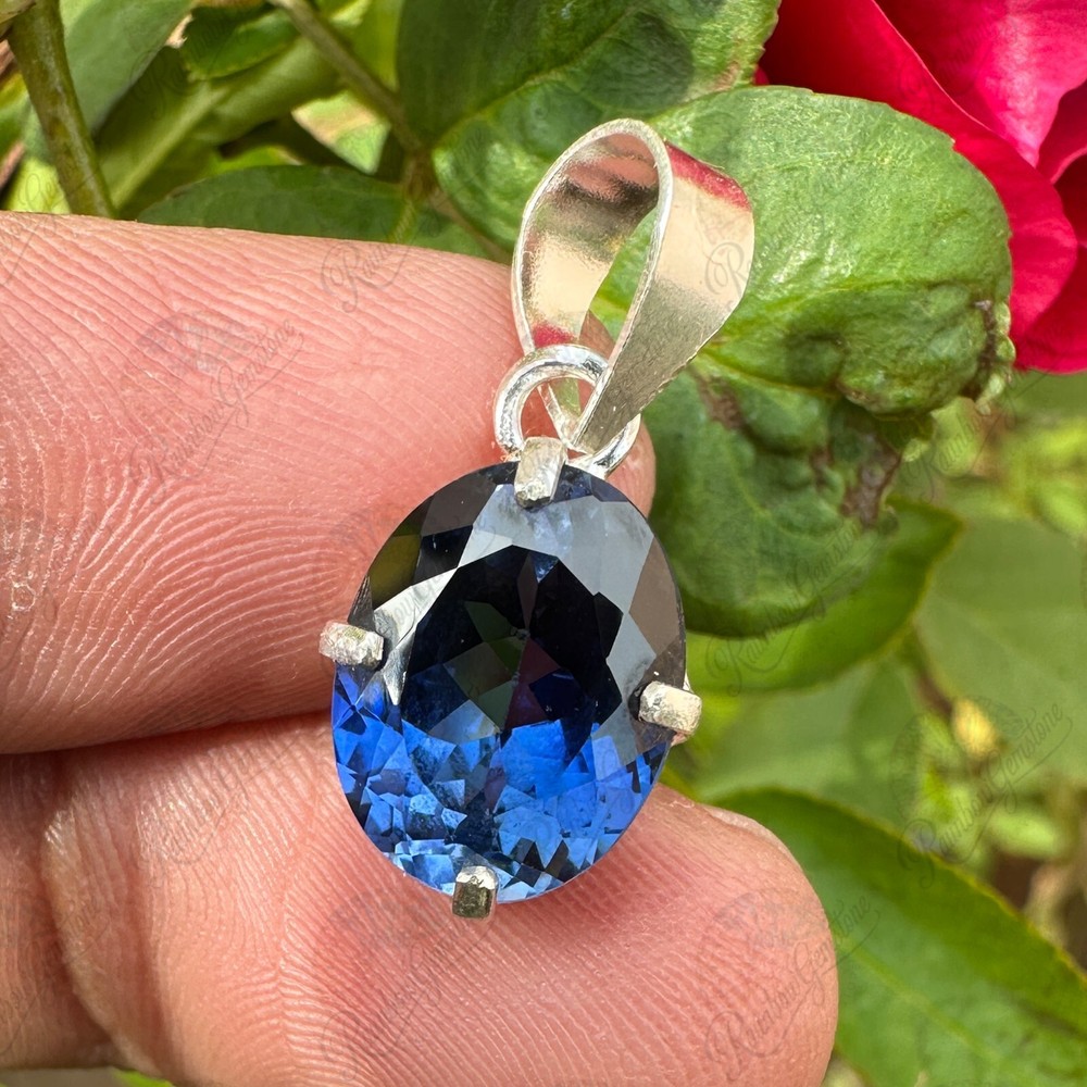 11 Ct Natural Blue Sapphire 925 Silver Handmade Pendant