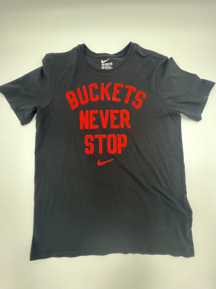 The Nike Tee Mens T Shirt Medium M Dri Fit Athletic Cut Buckets Never Stop Logo