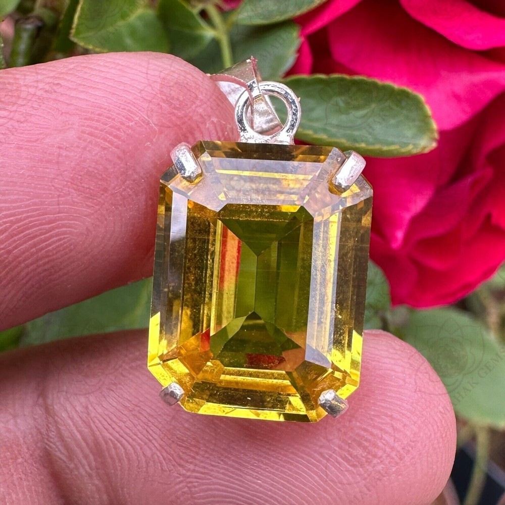 13.05 Ct Natural Yellow Sapphire Pendant in 925 Sterling Silver