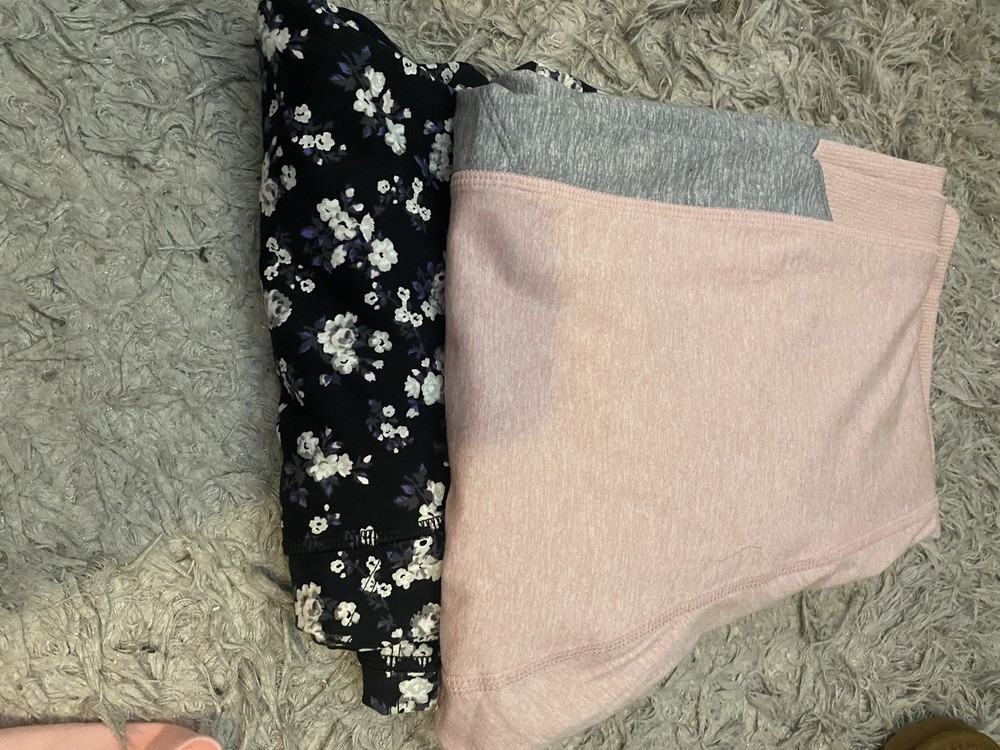 Victoria's Secret Pink Leggings Selling together!
