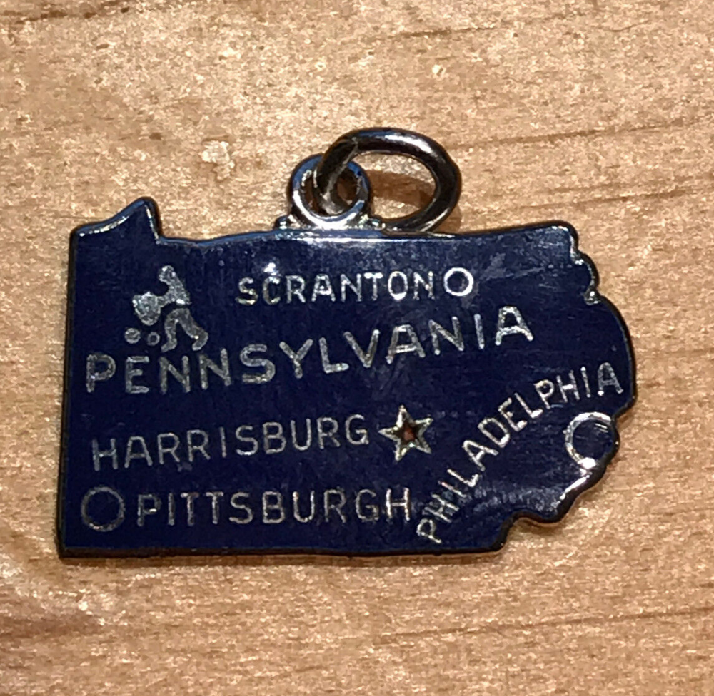 VINTAGE PENNSYLVANIA KEYSTONE STATE STERLING & BLUE ENAMEL W/RED STAR MAP CHARM