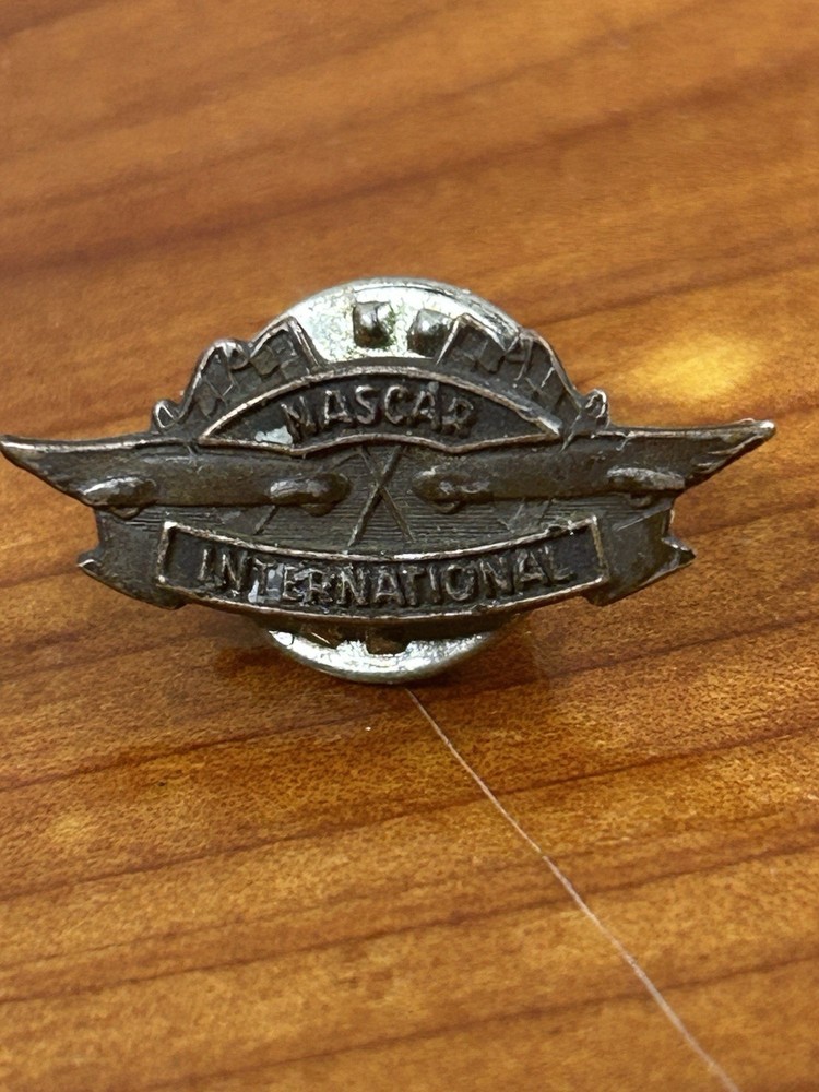 NASCAR INTERNATIONAL LOGO PEWTER STYLE NASCAR RACING HAT PIN