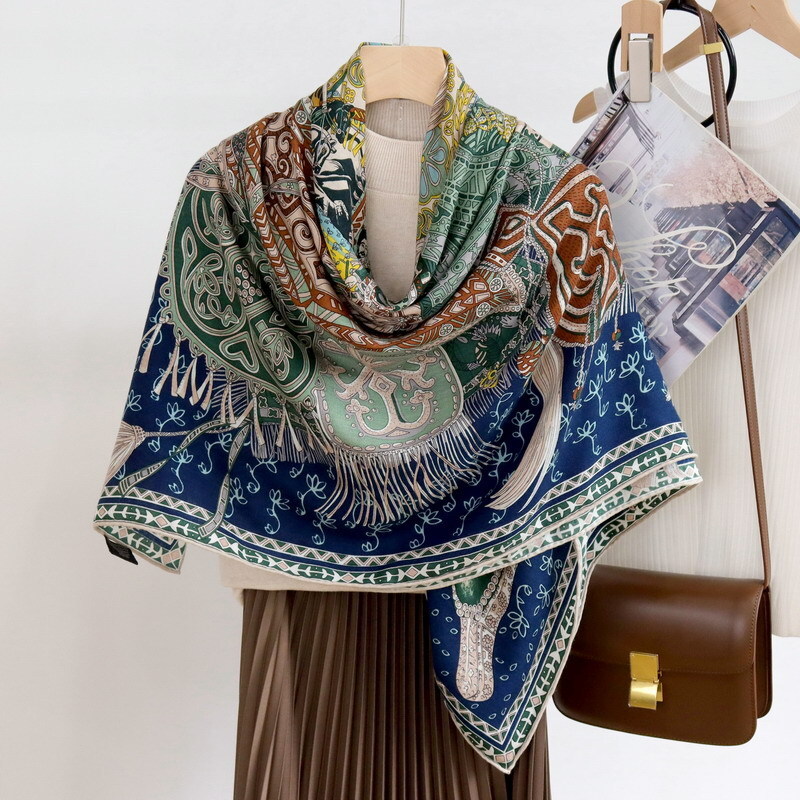 70% Cashmere & 30% Silk Wrap Scarf Stole Knight Print Square Shawl 53