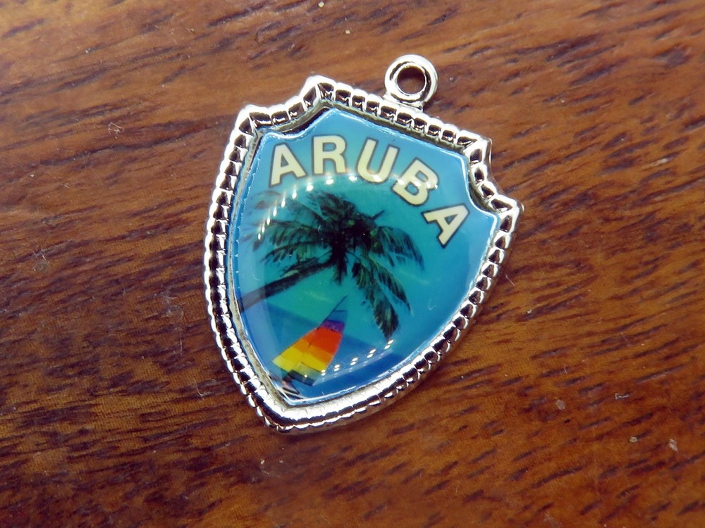 Vintage silver ARUBA ISLAND PALM TREE BEACH SAILBOAT TRAVEL SHIELD charm 13-3