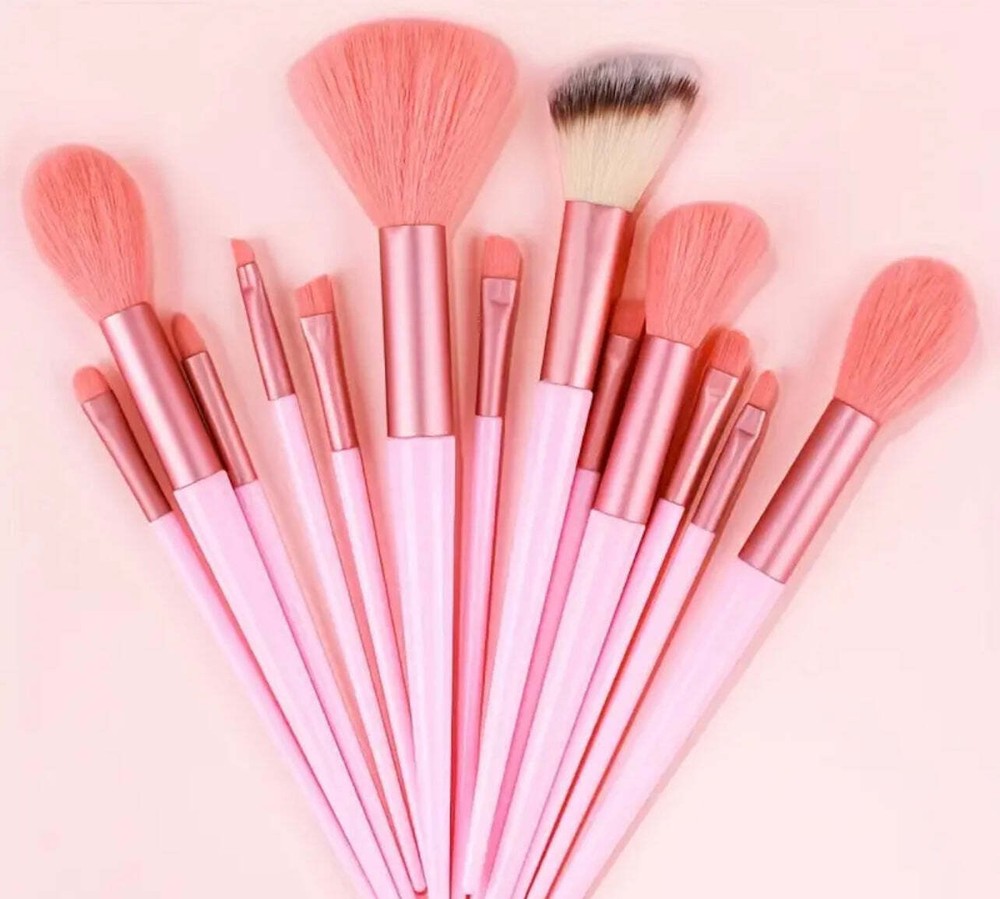 Professional Makeup Brushes Set: Palm Brushes, Fragrance-Free, Nylon Bristles,