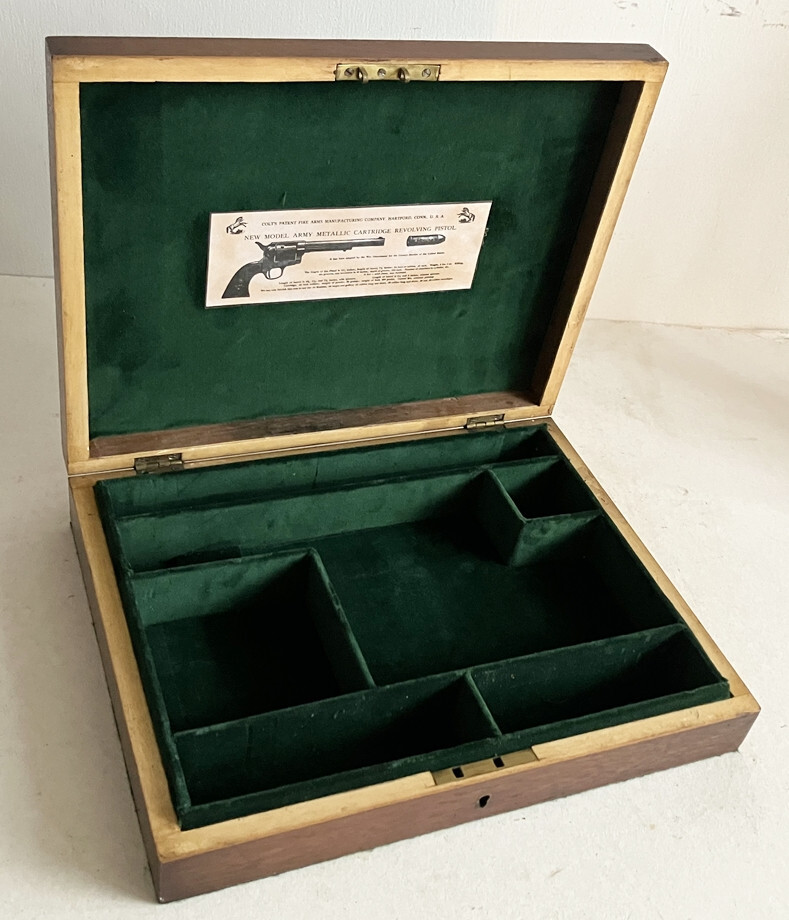 ANTIQUE CASE TO TAKE A COLT SAA REVOLVER PISTOL GUN (4.75 Barrel).