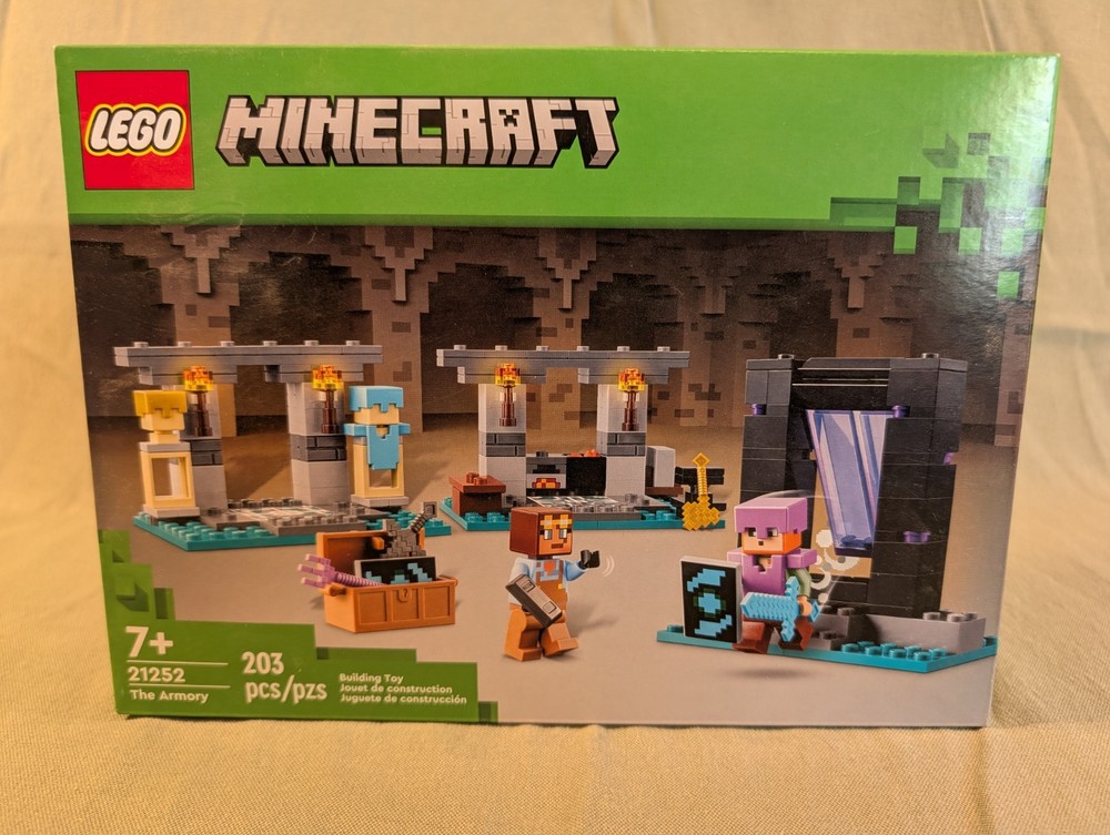 LEGO Minecraft: The Armory (21252)