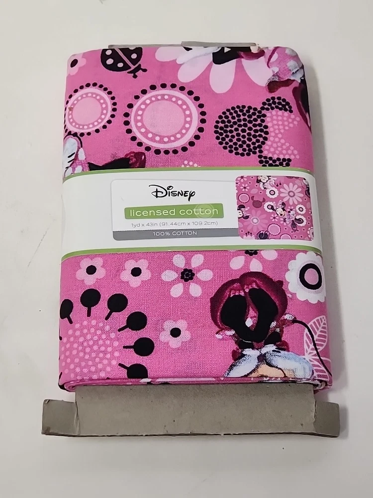 Disney Pink Minnie Mouse 100 Cotton Fabric 1 Yard