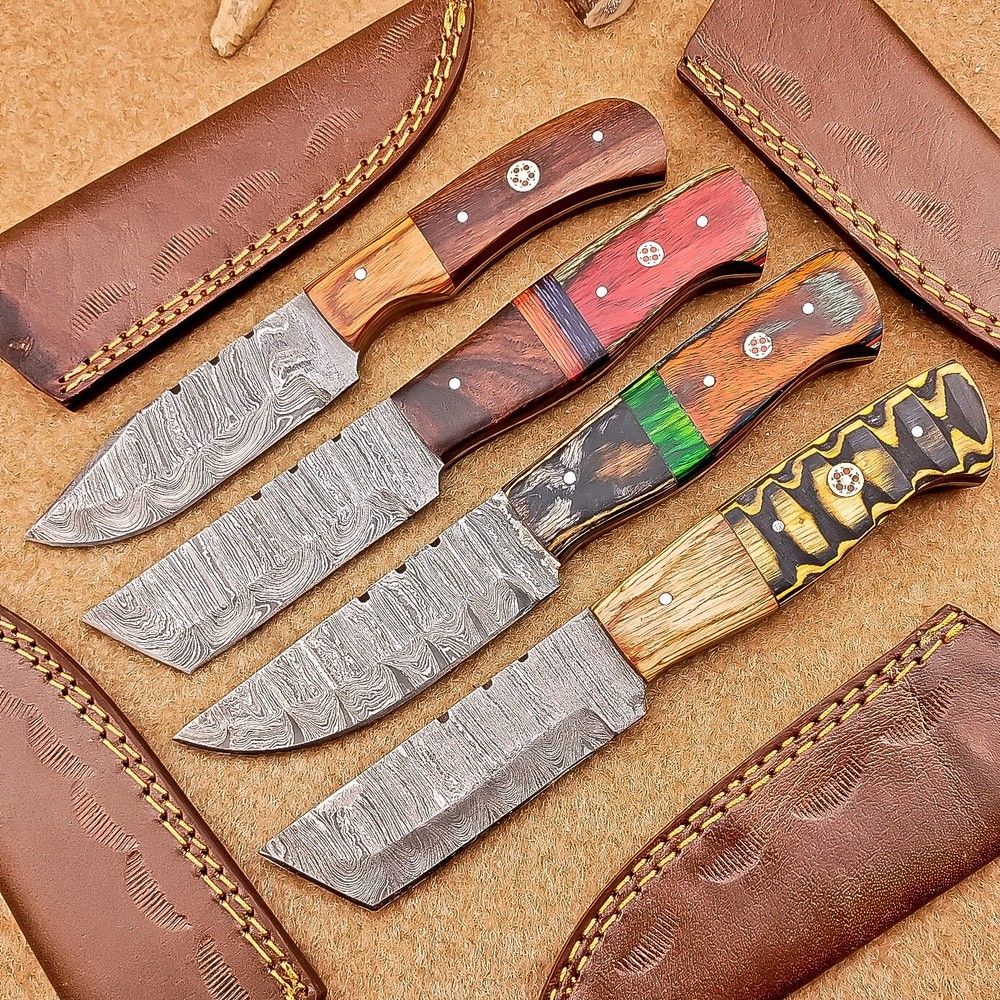 4-Piece Damascus Skinner Knife Set with 8-inch Blades, Hardwood Handle & Leather Sheath IT-1241
