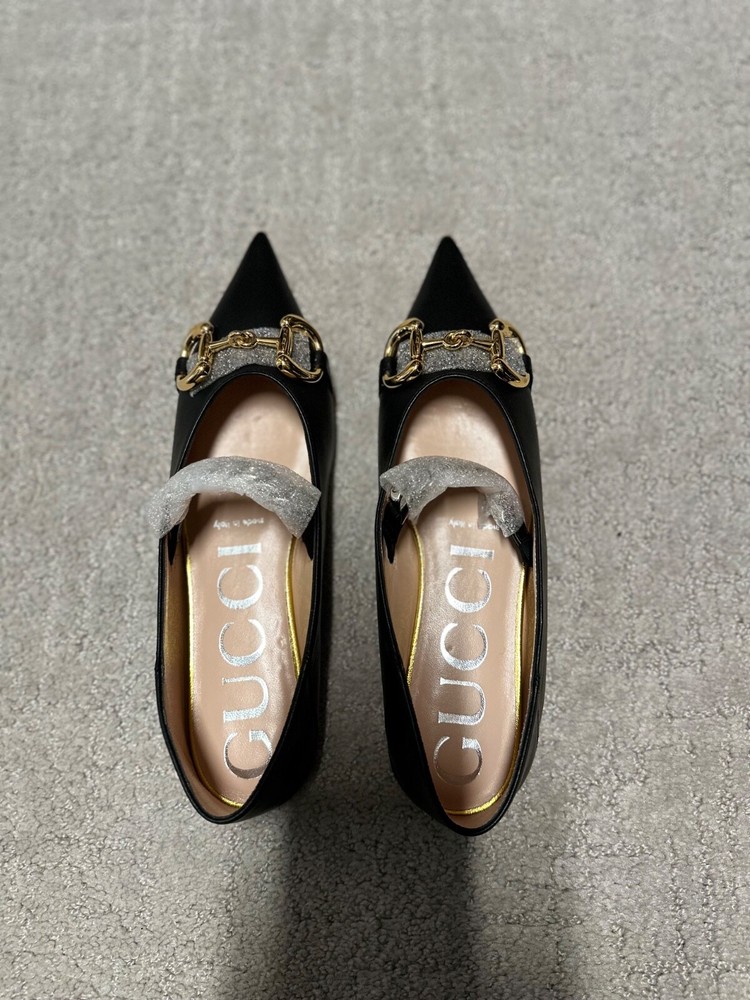 Brand new Gucci pointed flats womens 6.5