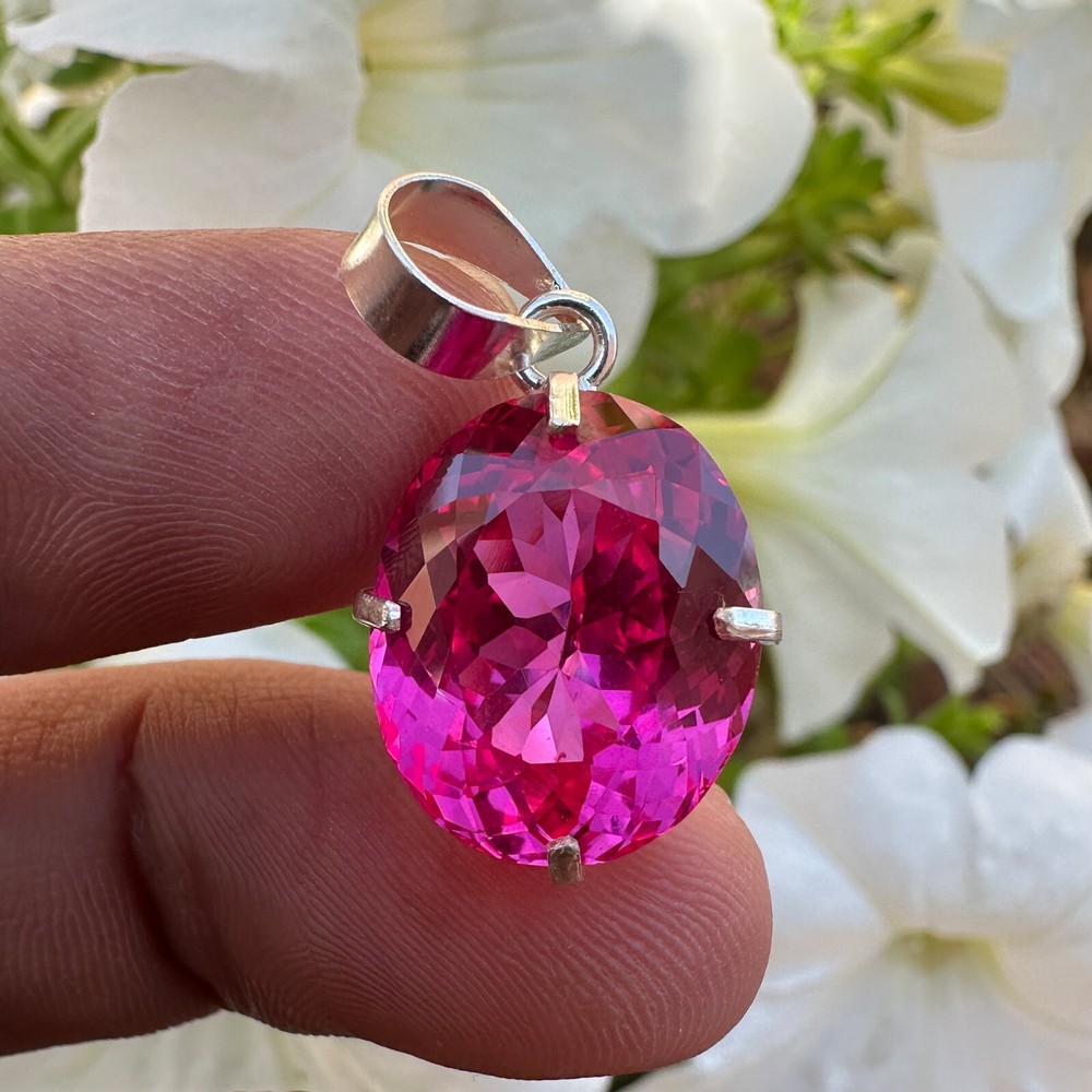 21 Ct Natural Pink Sapphire Oval Pendant in 925 Sterling Silver