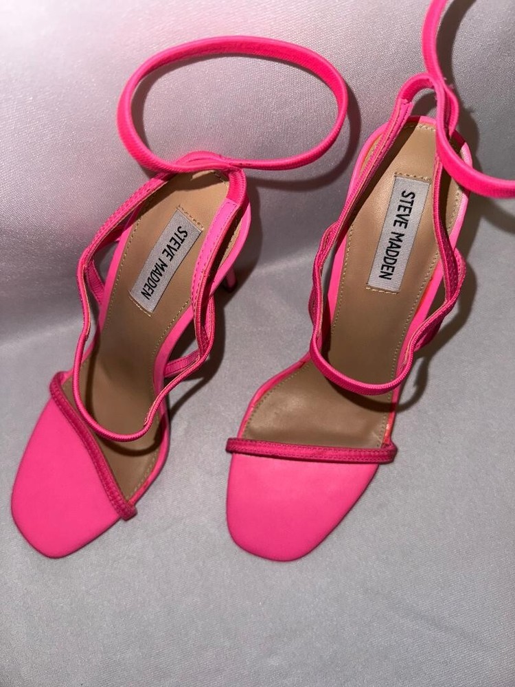 Steve Madden Barbie Pink Strappy Stiletto Size 9 Medium Style Nectur Comfy Strap