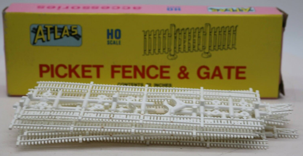 Atlas Picket Fence and Gate Kit #776 HO Scale
