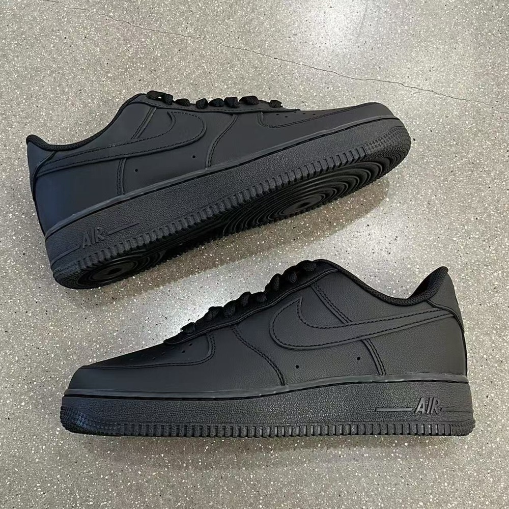 Men's US Black Nike Air Force 1 07 Low Top Sneakers
