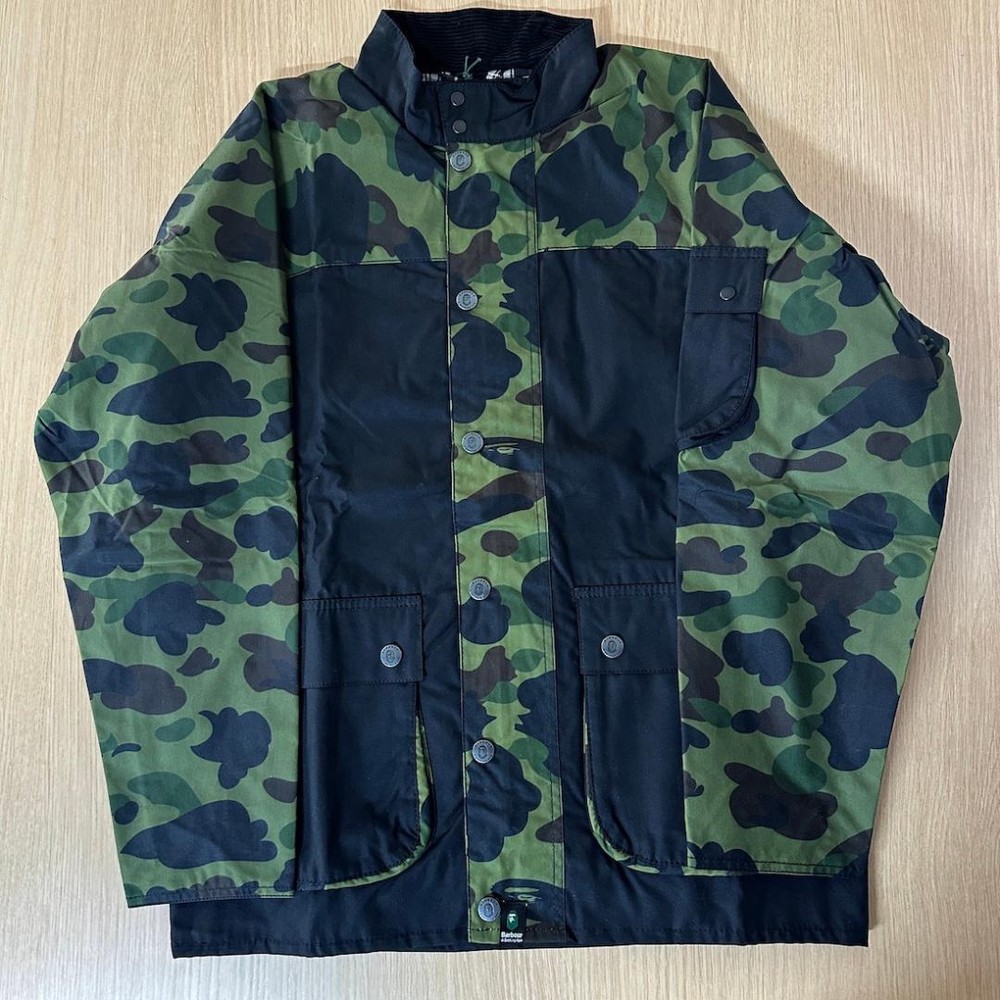 BARBOUR BAPE RAIN WAX JACKET L 822753