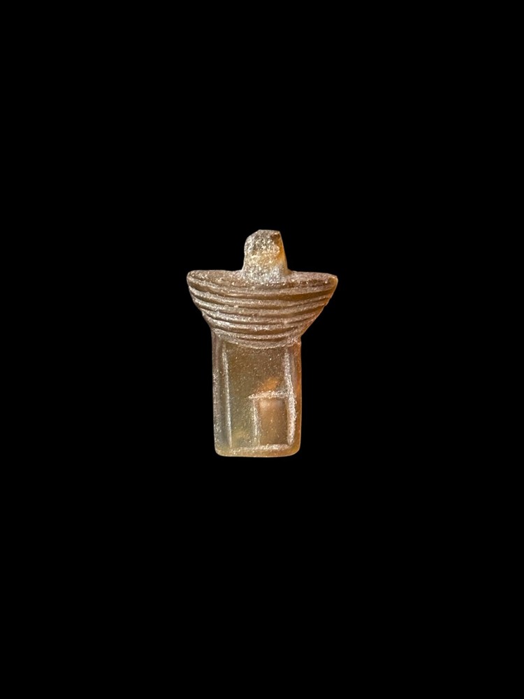 Goddess Nephthys Symbol Amulet, Nephthys / Nebet-Het crown Amulet made of agate