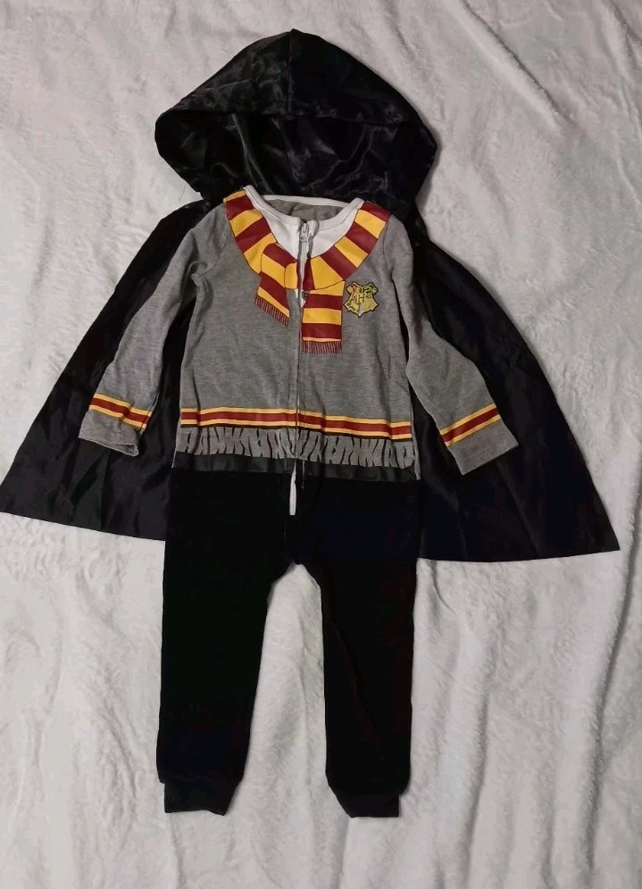 The Wizarding World Of Harry Potter One Piece Baby Sleeper  Outdit With...