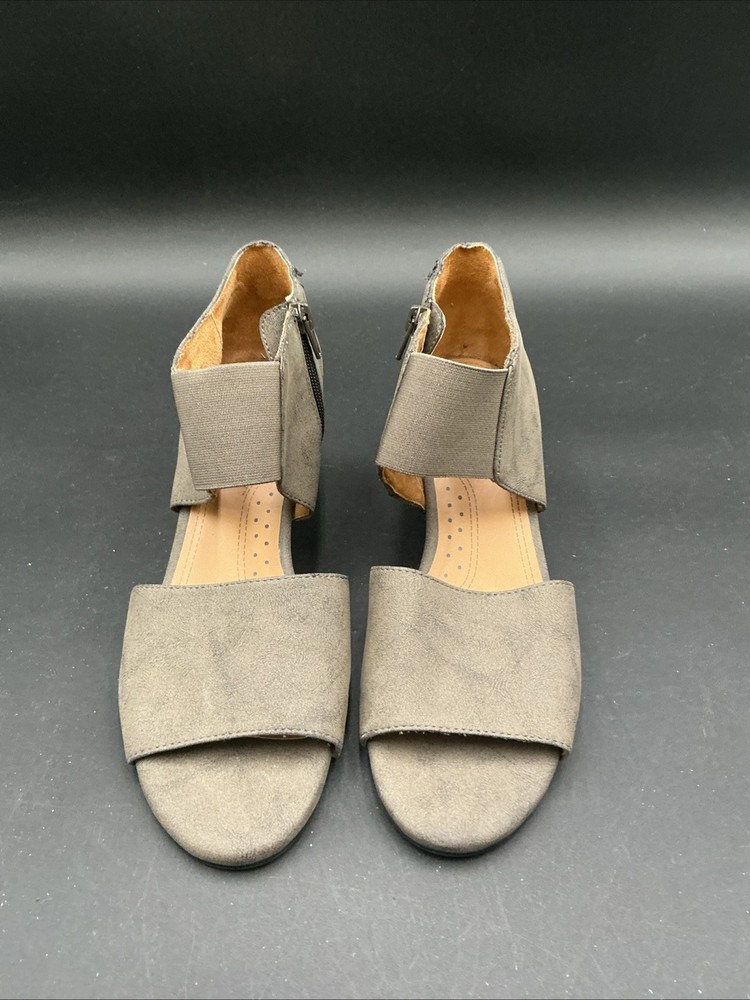 Natural Soul Dylan Wedge Sandals Size 9.5 0403-205