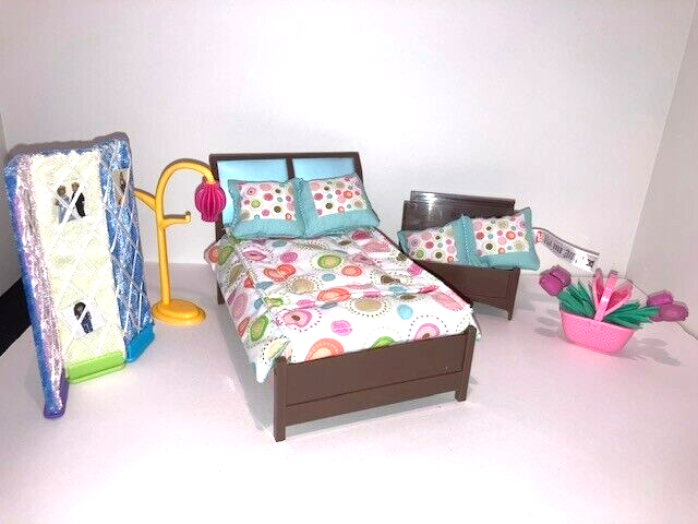 Barbie Kelly Doll House  Bedroom  Furniture & Room Divider + Accessories