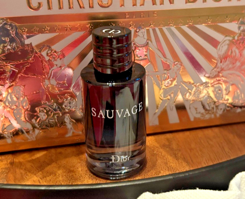 Sauvage Fragrance Christian Dior Mini EDT COLOGNE gift wedding Men New In Box